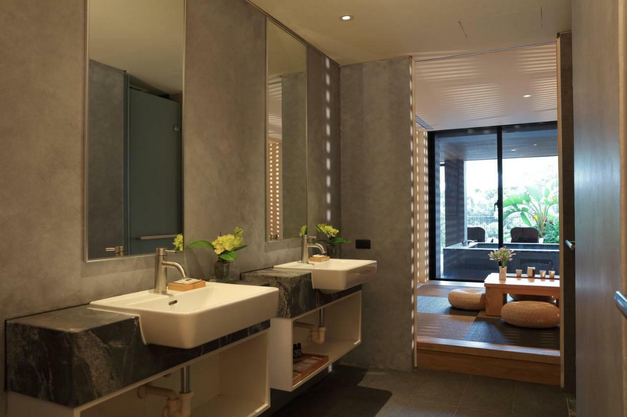 Water House Hotel Taipei Bagian luar foto