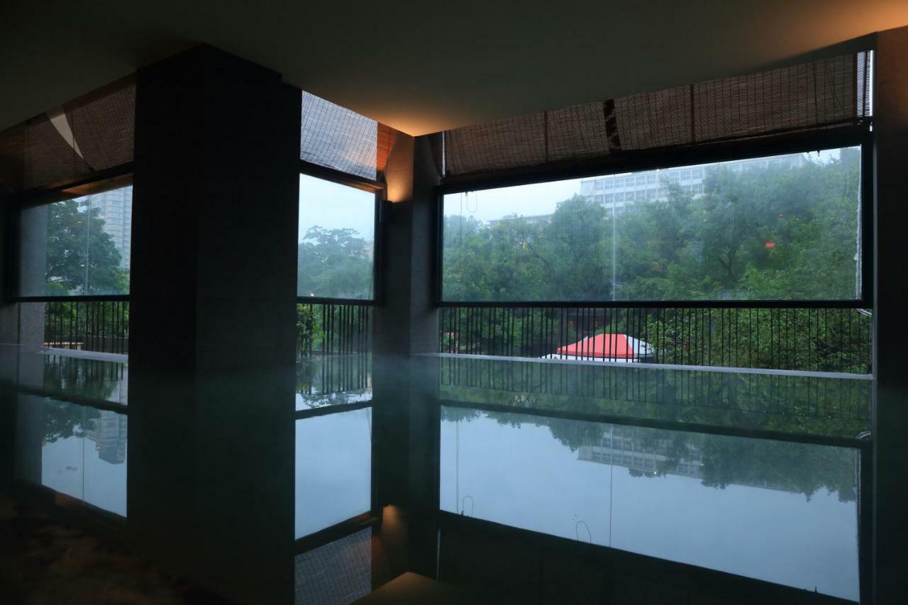 Water House Hotel Taipei Bagian luar foto